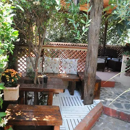 Casa Derosas 3* ゴルフォ・アランチ